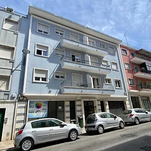Dumont Lisbon